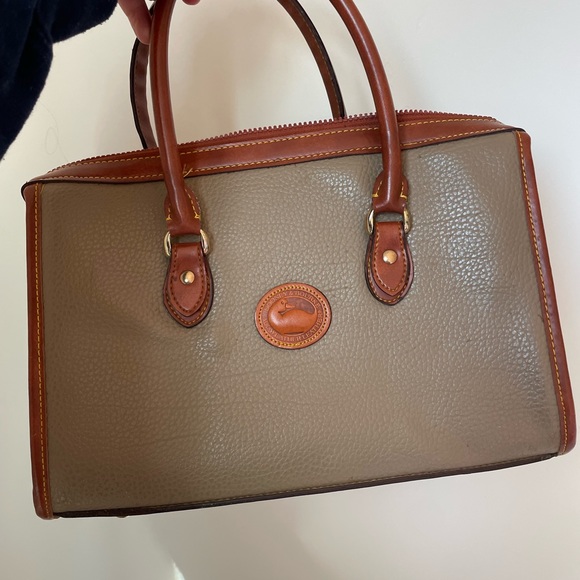 Vintage Dooney & Bourke Pebbled Leather Satchel Handbag - Picture 7 of 7